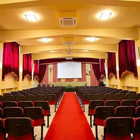 Centro Carraro Fondazione Di Religione *