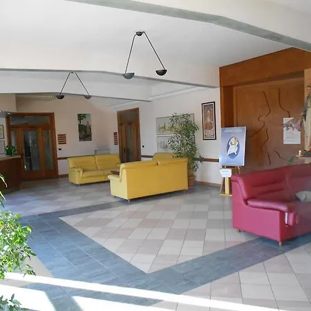 Centro Carraro Fondazione Di Religione Hotel Verona